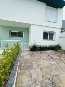 Sobrado com 3 Quartos à venda, 129m² no De Zorzi, Caxias do Sul