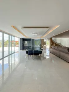 Casa de Condomínio com 4 Quartos à venda, 1200m² no Chácara Lagoa Branca, Campo Limpo Paulista
