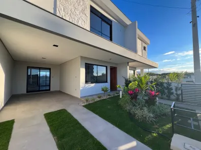 Sobrado com 3 Quartos à venda, 168m² no Forquilhas, São José
