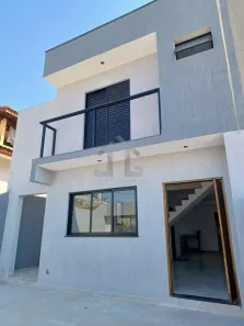 Sobrado com 3 Quartos à venda, 104m² no Loteamento Municipal Brás Cubas, Mogi das Cruzes
