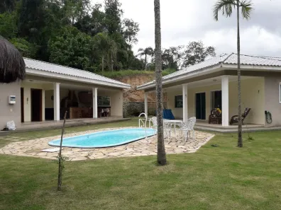 Casa de Condomínio com 3 Quartos à venda, 310m² no Pilar, Maricá