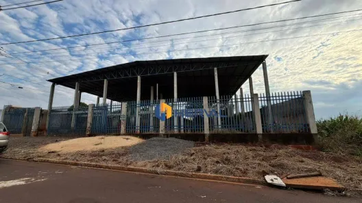 Galpão/Depósito/Armazém à venda, 944m² no Parque das Grevíleas, Maringá