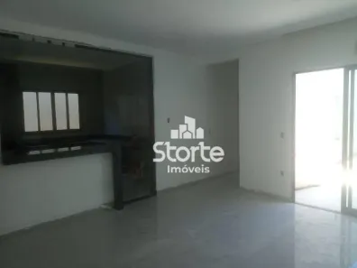 Casa com 3 Quartos à venda, 133m² no Laranjeiras, Uberlândia