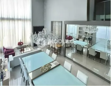 Sobrado com 4 Quartos à venda, 320m² no Jardim Karaíba, Uberlândia