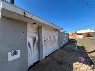 Casa com 2 Quartos à venda, 110m² no Jardim Ana Lúcia, Leme