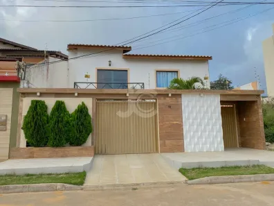 Casa com 3 Quartos à venda, 171m² no Candeias, Vitória da Conquista
