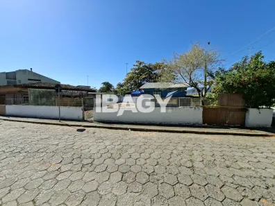 Lote/Terreno para alugar, 275m² no Balneário, Florianópolis