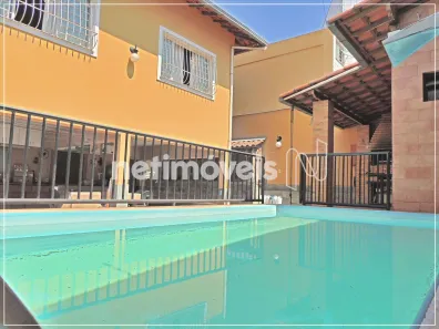 Casa com 5 Quartos à venda, 292m² no Santa Cruz, Belo Horizonte