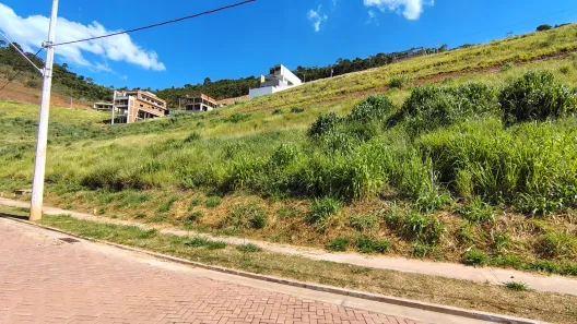 Lote/Terreno à venda, 303m² no Vina Del Mar, Juiz de Fora