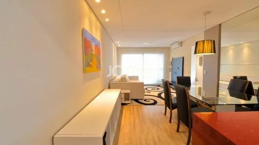 Apartamento com 2 Quartos para alugar, 70m² no Centro, Curitiba