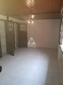 Casa com 1 Quarto à venda, 73m² no Serra Grande, Niterói