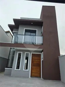 Sobrado com 3 Quartos à venda, 130m² no Vila Caputera, Mogi das Cruzes
