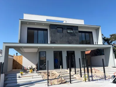 Casa com 3 Quartos à venda, 172m² no Daniela, Florianópolis