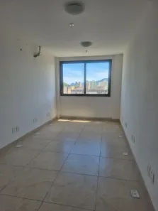 Sala Comercial à venda, 19m² no Taquara, Rio de Janeiro