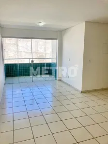 Apartamento com 2 Quartos para alugar, 75m² no Vila Eduardo, Petrolina