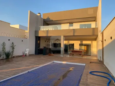 Casa com 4 Quartos à venda, 213m² no Shopping Park, Uberlândia