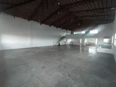 Sala Comercial para alugar, 300m² no Centro, Ibirité