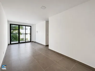 Apartamento com 2 Quartos para alugar, 70m² no Taquara, Rio de Janeiro