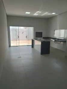 Casa com 3 Quartos à venda, 130m² no Jardim Universitário, Cuiabá