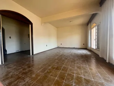 Casa com 4 Quartos à venda, 310m² no Balneário, Florianópolis