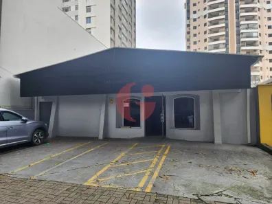 Imóvel Comercial para alugar, 360m² no Vila Adyana, São José dos Campos