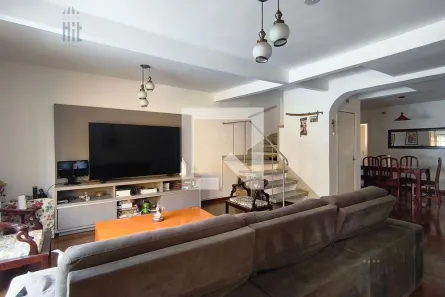 Casa com 6 Quartos à venda, 256m² no Vila Mariana, São Paulo
