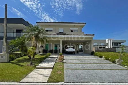 Casa de Condomínio com 4 Quartos à venda, 256m² no , Peruíbe