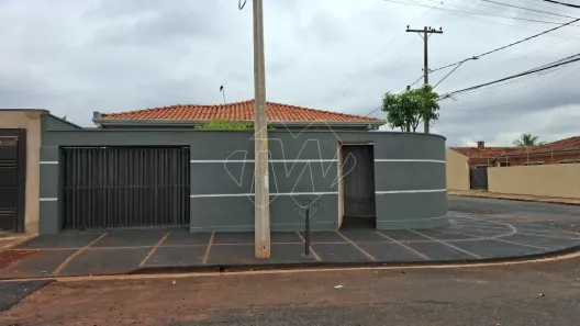 Casa com 3 Quartos à venda, 205m² no Jardim Europa (Vila Xavier), Araraquara