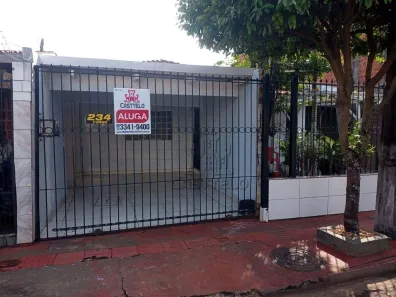 Casa com 3 Quartos para alugar, 70m² no Residencial José B Almeida, Londrina