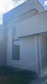 Casa com 3 Quartos à venda, 107m² no Parque Hayala, Aparecida de Goiânia