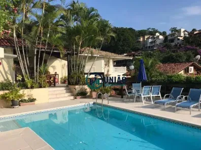 Casa de Condomínio com 3 Quartos à venda, 263m² no Badu, Niterói
