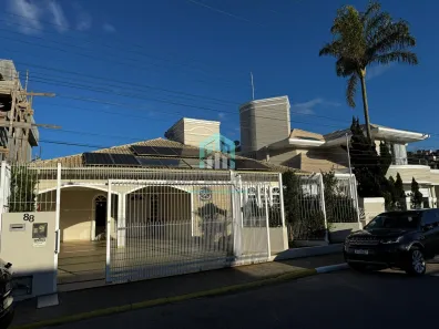 Casa com 3 Quartos à venda, 200m² no Universitário, Biguaçu
