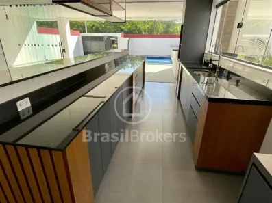 Casa de Condomínio com 4 Quartos à venda, 480m² no Guaratiba, Rio de Janeiro