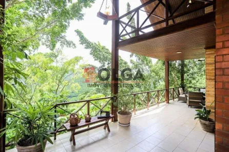 Casa com 4 Quartos à venda, 334m² no Alpes Suiços, Gravatá