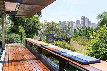 Casa com 3 Quartos à venda, 266m² no Sumaré, São Paulo
