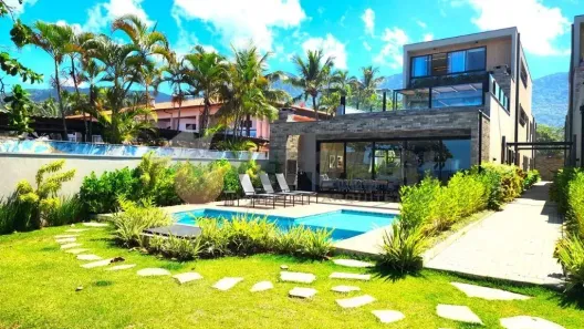 Casa de Condomínio com 4 Quartos à venda, 198m² no Maresias, São Sebastião