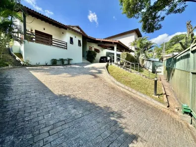 Casa de Condomínio com 4 Quartos à venda, 359m² no Águas da Fazendinha, Carapicuíba