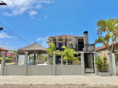 Sobrado com 5 Quartos à venda, 226m² no Balneário Inajá, Matinhos