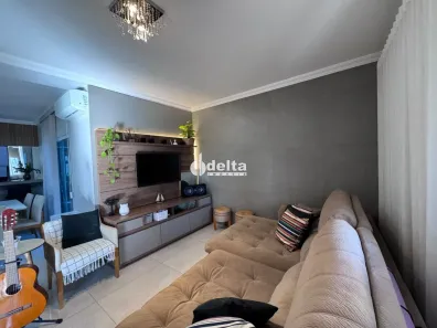 Casa com 3 Quartos à venda, 200m² no Alto Umuarama, Uberlândia