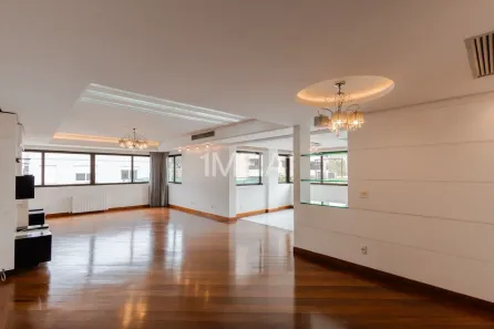 Apartamento com 3 Quartos à venda, 201m² no Auxiliadora, Porto Alegre