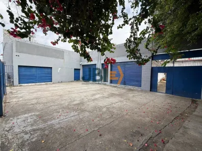 Imóvel Comercial para alugar, 800m² no Parquelândia, Fortaleza