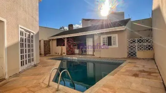 Casa com 3 Quartos à venda, 416m² no Jardim das Samambaias, Jundiaí