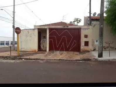 Casa com 2 Quartos à venda, 149m² no Parque Laranjeiras, Araraquara