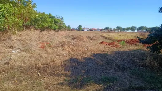 Lote/Terreno à venda, 200m² no Jardim Adalberto Frederico de Oliveira Roxo I, Araraquara