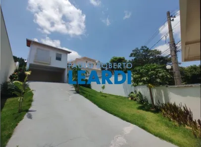 Sobrado com 3 Quartos à venda, 176m² no Jardim Novo Mundo, Poços de Caldas
