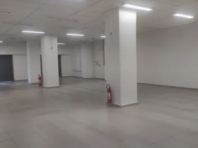 Ponto Comercial para alugar, 250m² no Boqueirão, Santos