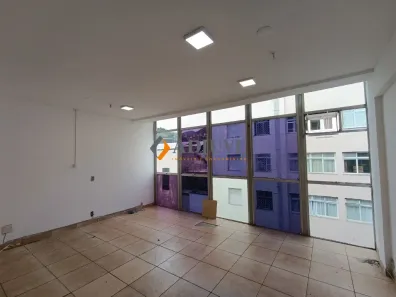 Sala Comercial à venda, 29m² no Centro, Petrópolis