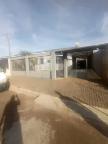 Casa com 2 Quartos à venda, 140m² no Jardim Oriental, Arapongas
