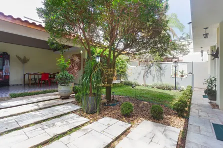Casa com 4 Quartos à venda, 306m² no Jardim Marajoara, São Paulo