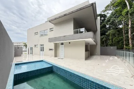 Galpão/Depósito/Armazém com 6 Quartos à venda, 310m² no Riviera, Bertioga